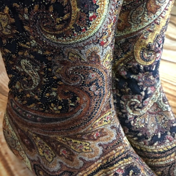 Velvet Boots - 6.5 - Picture 6 of 8